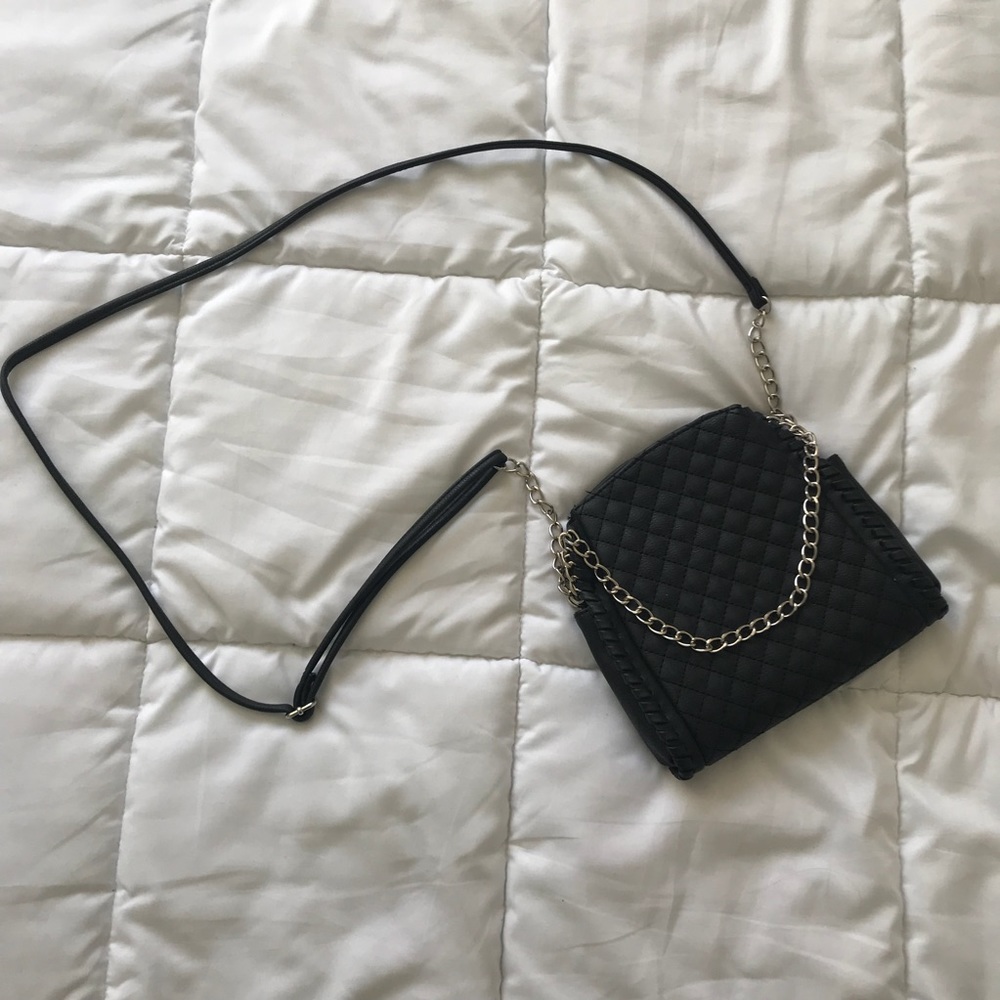 Black crossbody purse